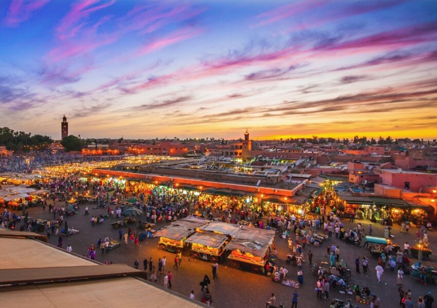 Place Jemaa El Fna Marrakech tombée de la nuit